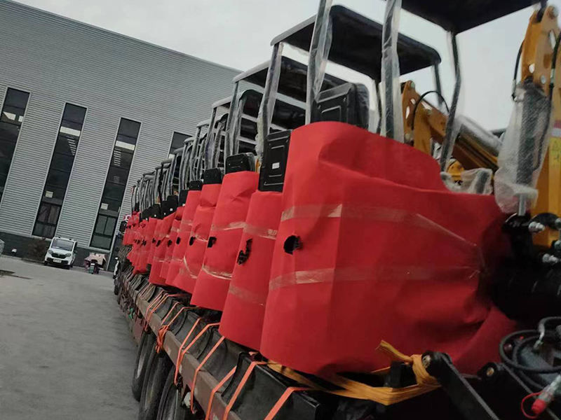 36 sets of HT10B mini excavators shipped to Russia